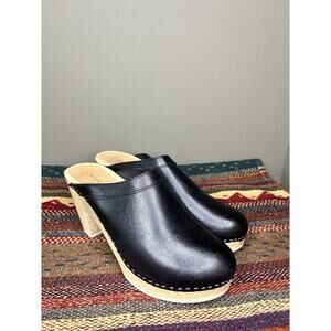 NEED Womens Black Leather Sweadish Everday Clog Heel Sz 8